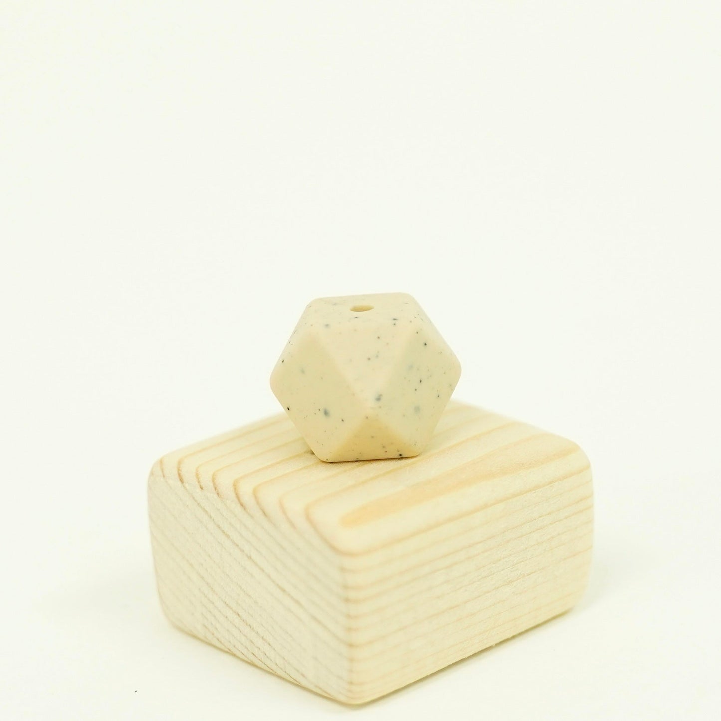 17mm Hexagon Beads