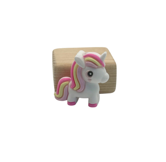 3D Unicorn Focal