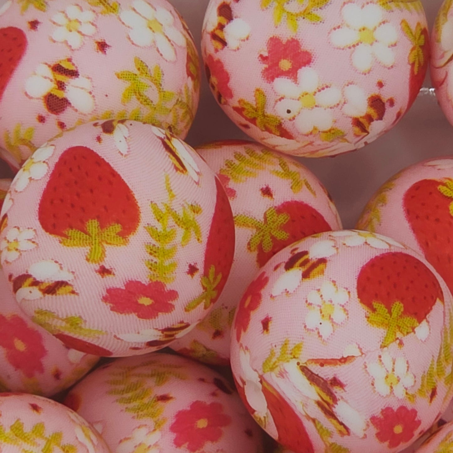 Strawberry Meadows Printed Bead