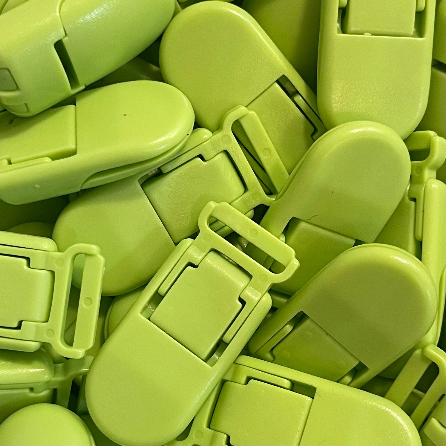 Custom Plastic Clips Plastic Clips – B & B Craft Supplies